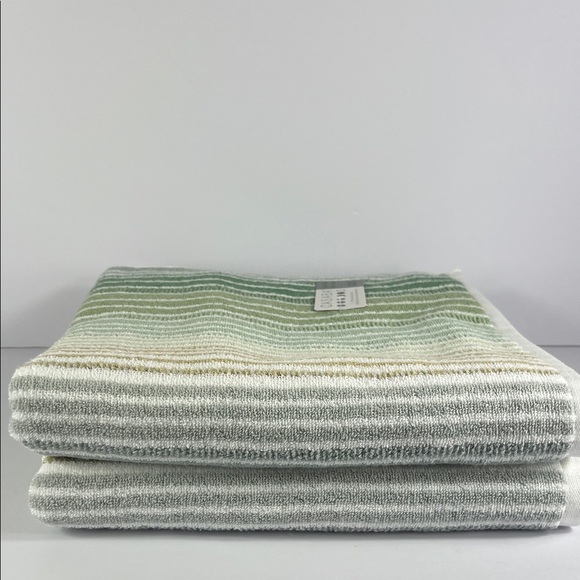 Casaba Bath Towel Set Striped Green Tan Gray White Striped Quick Dry 2 Pc NEW - Picture 1 of 7